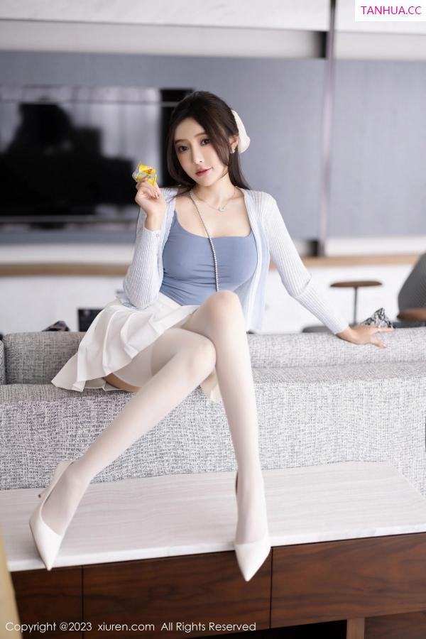 王馨瑶  [XiuRen]高清写真图 2023.10.16 No.7515 王馨瑶yanni 丝袜美腿第36张图片